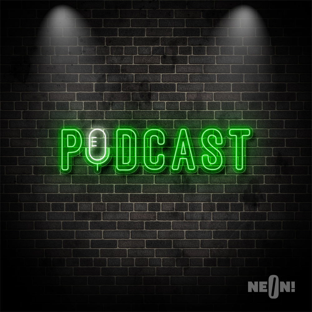PODCAST - WITH RETRO MIC