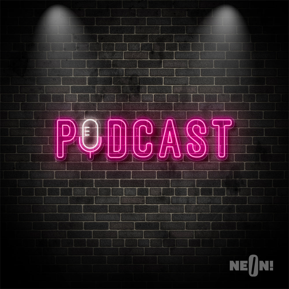 PODCAST - WITH RETRO MIC