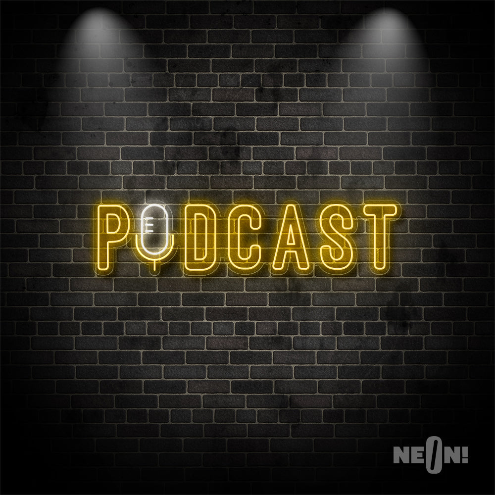 PODCAST - WITH RETRO MIC