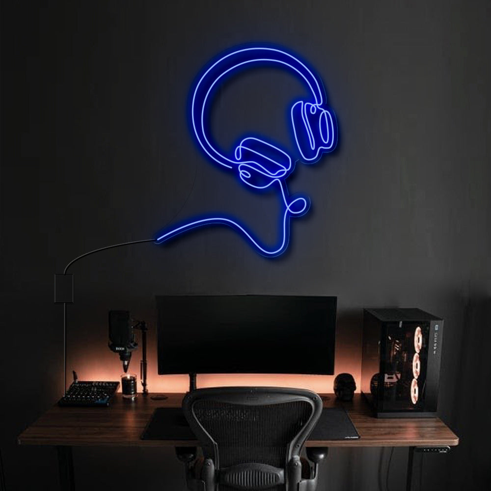 HEADPHONES LINE ART - BOSE STYLE