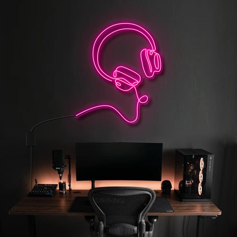 HEADPHONES LINE ART - BOSE STYLE