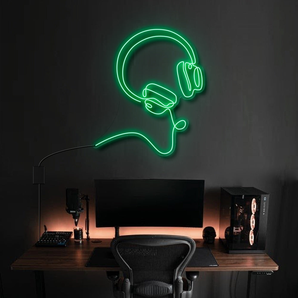 HEADPHONES LINE ART - BOSE STYLE