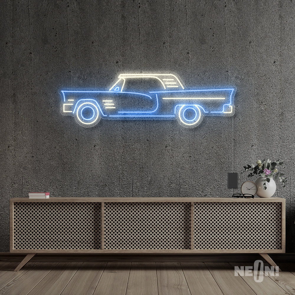 VINTAGE CAR